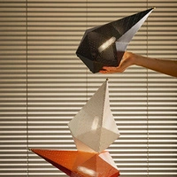 Lampa stołowa Gubi Coppia designerska rzeźbiarska E14