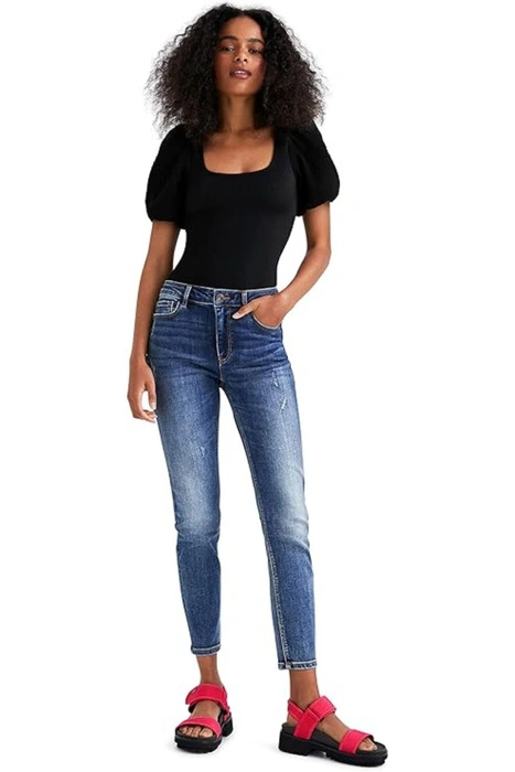 Body damski Desigual Yass eleganckie czarne gofrowane