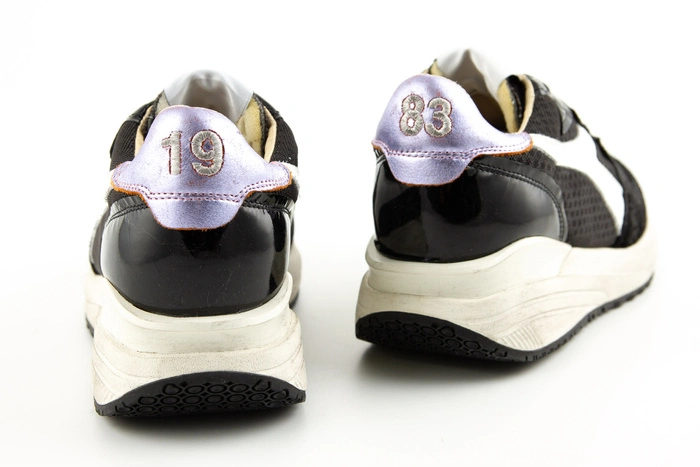 Buty damskie Diadora Venus Tech Dirty sneakersy klasyczne czarne r. 38