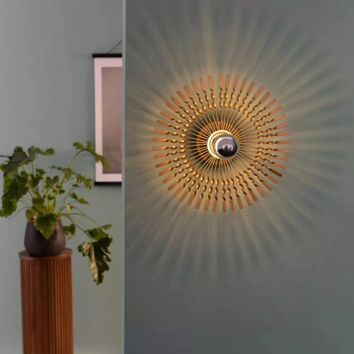 Lampa ścienna Brilliant Mendoza elegancka złota i nowoczesna kinkiet