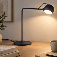 Lampa stołowa Artemide Ixa Led nowoczesna ze ściągaczem granatowa